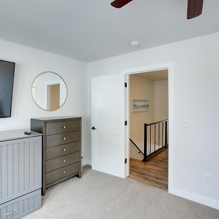 Riverfront Sheboygan Townhome With Grill! 외부 사진