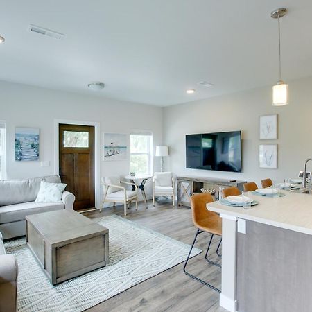 Riverfront Sheboygan Townhome With Grill! 외부 사진